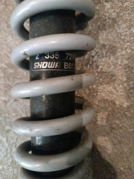 BMW R1150GS / R850GS / R1150R - Stoßdämpfer vorn SHOWA B0173