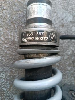BMW R1150RT / R22 / ABS - Stoßdämpfer hinten Showa B0272