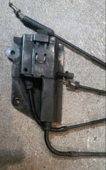 BMW R1100S Gaszugverteiler-3