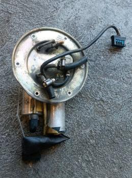 BMW-R1100GS-259-ABS-Benzinpumpe-Kraftstoffpumpe-2