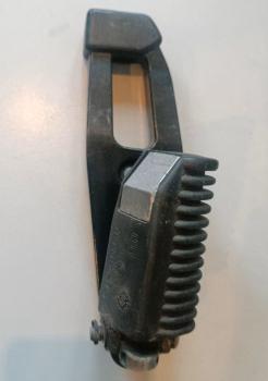 BMW-R1100GS-Fußraste-Kofferhalter-hinten-re.-2314764-1