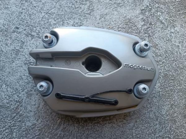 BMW-R1200ST-Motordeckel-rechts-2