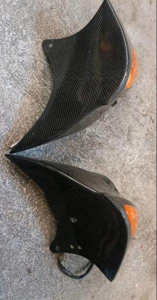 BMW-R1100S-Blinker-vorn-rechts-+-links-Carbon-3