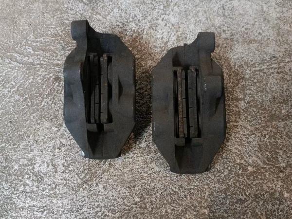 BMW-F800ST-ABS-Bremssattel-rechts-links-BREMBO-3