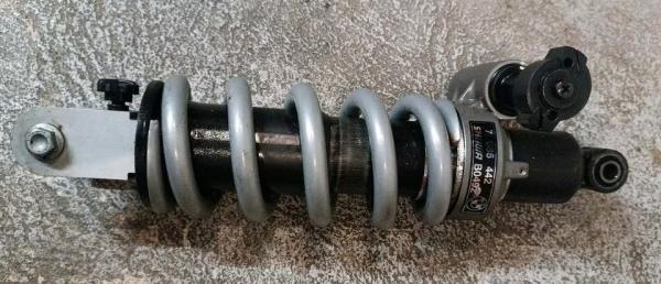BMW-F800ST-ABS-Stoßdämpfer-Federbein-SHOWA-2