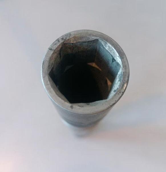 BMW-F800ST-E8ST-ABS-Achse-Steckachse-vorn-2