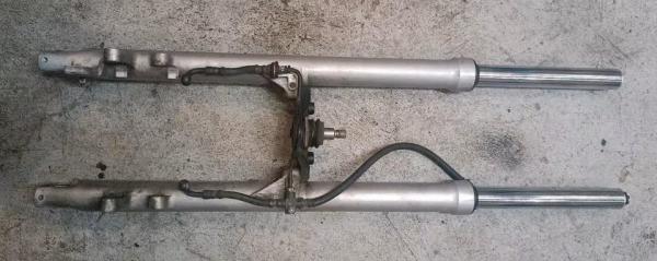 BMW-K1200RS-589-Gabel-Showa-Telegabel-2