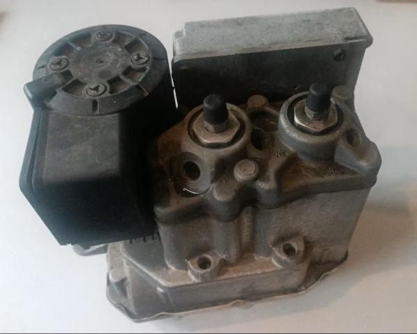 BMW-K1200RS-ABS-Pumpe-Hydroaggregat-erst-29-tkm-1