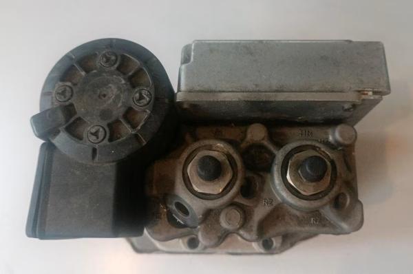 BMW-K1200RS-ABS-Pumpe-Hydroaggregat-erst-29-tkm-2