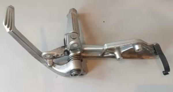 BMW-K1200S-K1200-K40-Fußrastenanlage-Bremspedal-2