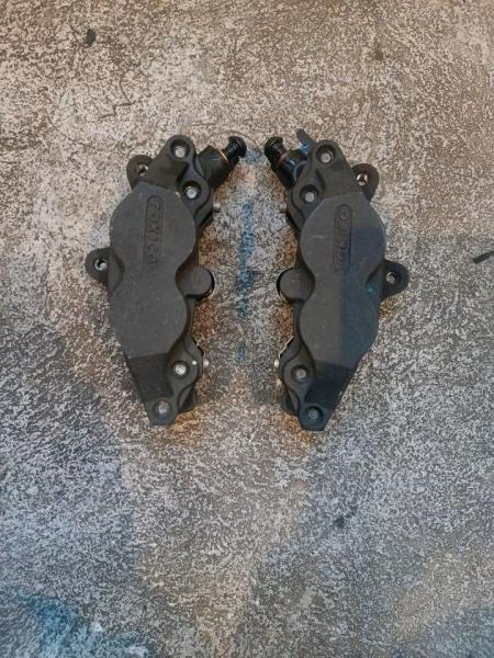 BMW-R1100S-R2S-295-Bremssattel-vorn-rechts-und-links-2