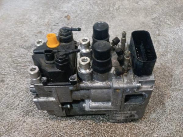 BMW-R1150RT-(R22)-ABS-Druckmodulator-FTE-S2AB90036-4