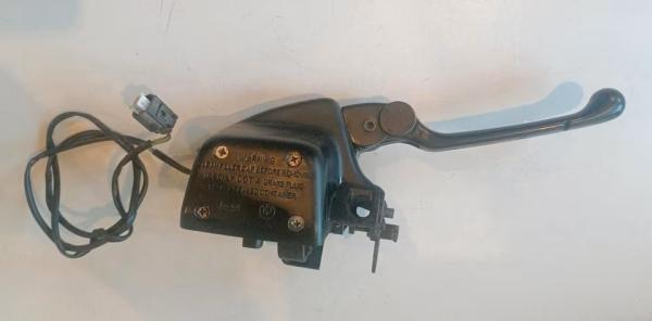 BMW-R1150RT-R22-ABS-Bremspumpe-vorn-1