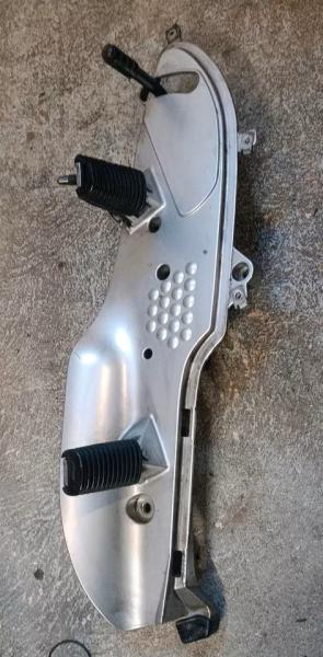 BMW-R1150RT-ABS-Fußrasten-Platte-links-2