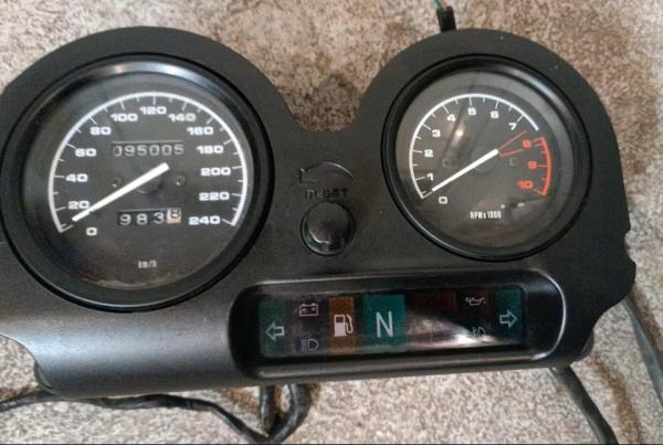 BMW-R1150RT-ABS -Tacho-2
